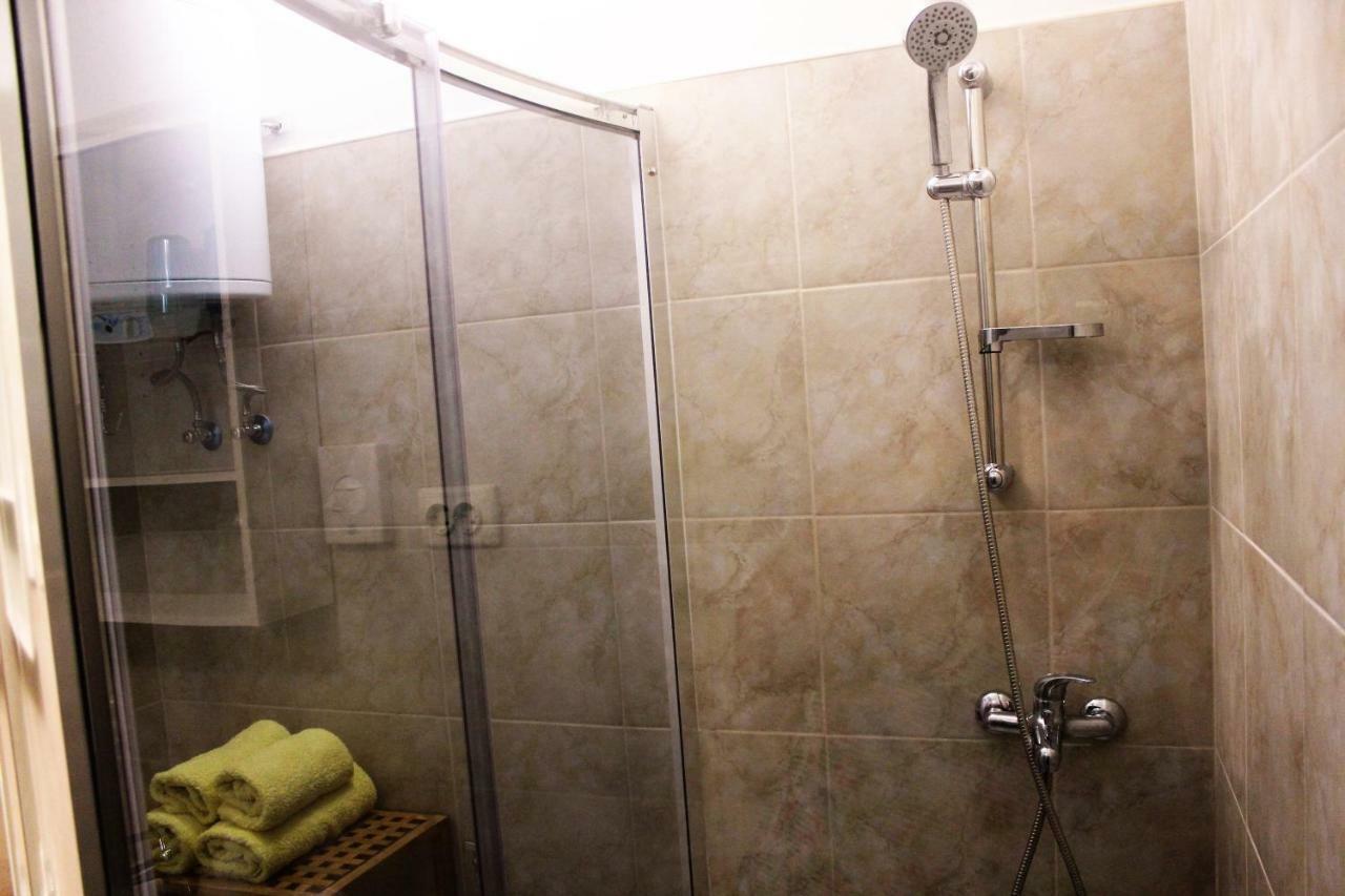 Apartments Olea Пинезичи Экстерьер фото